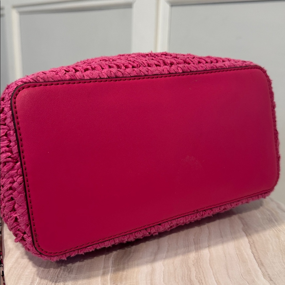 Michael Kors Pratt Pink Ombré Straw Bucket Bag - Picture 9 of 17